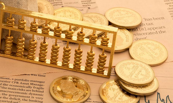 到底做什么样网站才能赚钱？